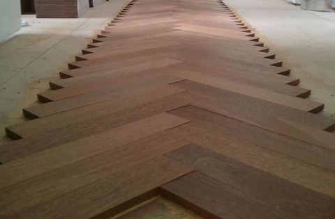 btn-wood-flooring-installation-img1